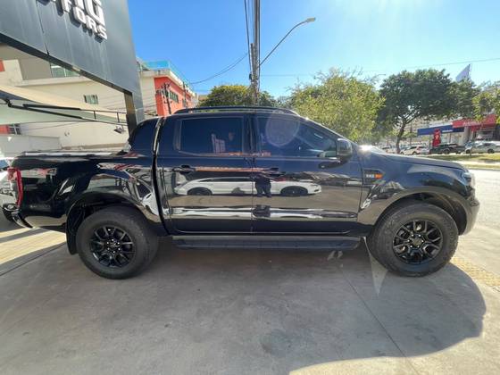 FORD RANGER 2.2 BLACK 4X2 CD 16V DIESEL 4P AUTOMÁTICO FORD RANGER 2.2 BLACK 4X2 CD 16V DIESEL 4P AUTOMÁTICO